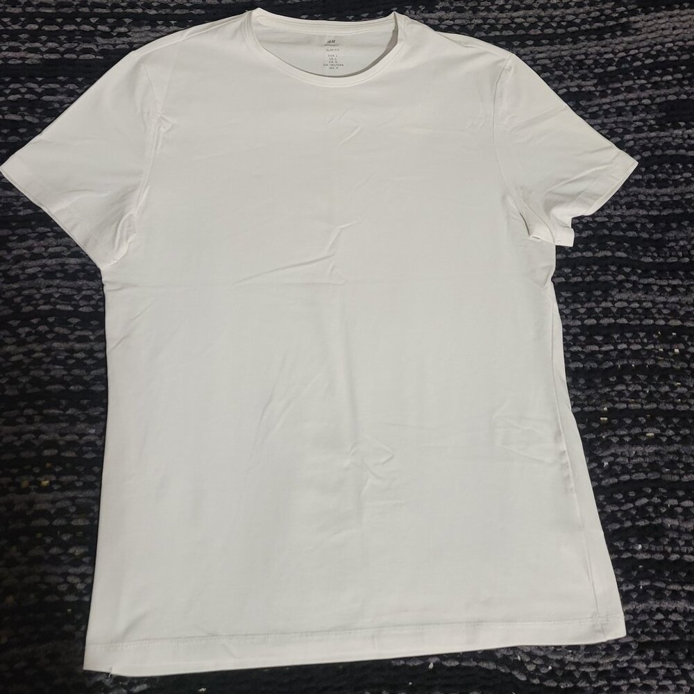 H&M SlimFit White T-Shirt: L